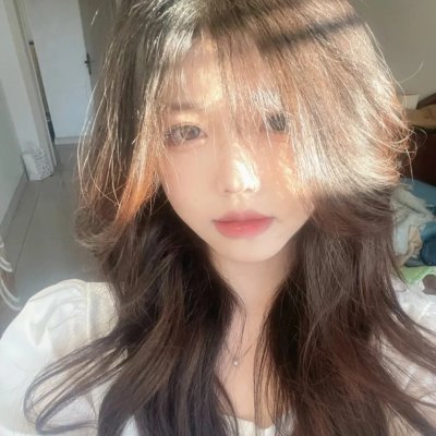 三个男人和一条美腿